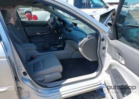 2010 Honda Accord 2.4 Lx-P from USA, damaged, VIN 1HGCP2F48AA160350